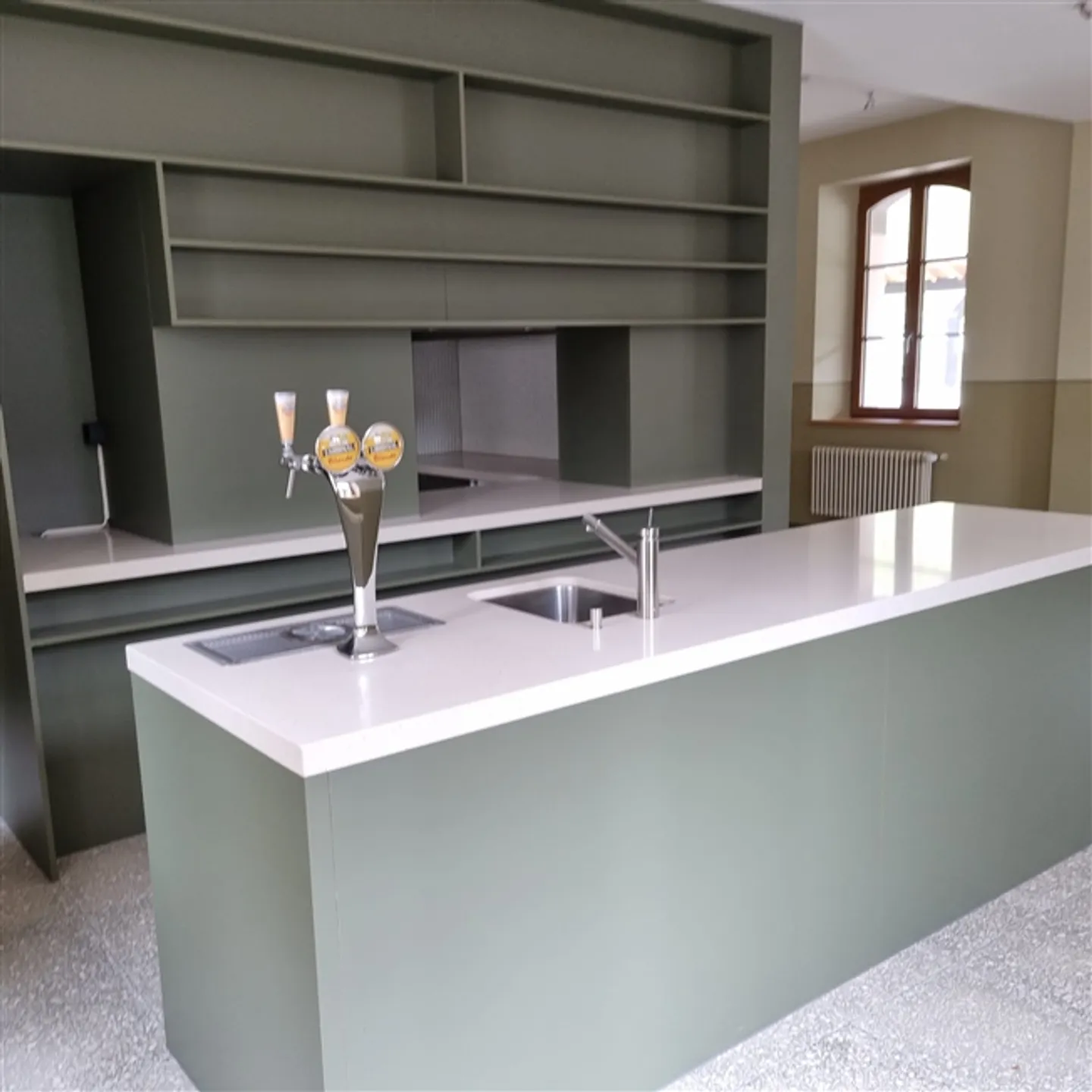 Grande surface d'environ 62 m2 pour l'exploitation d'une salon de thé - Photo 4 sur 8