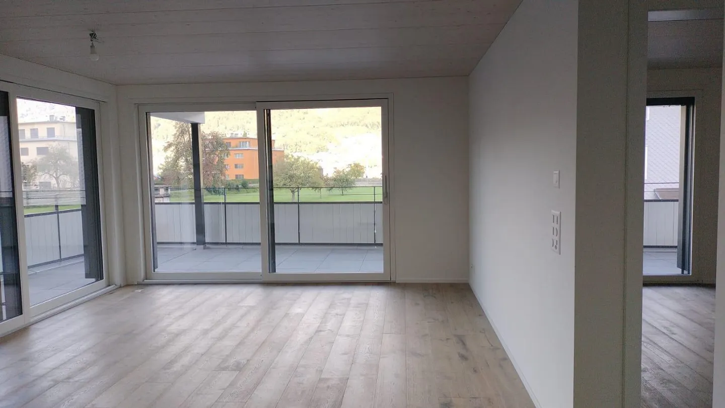 Prima occupazione: Moderno appartamento di 3,5 stanze con vista sul lago e sulle montagne - Foto 7 di 12