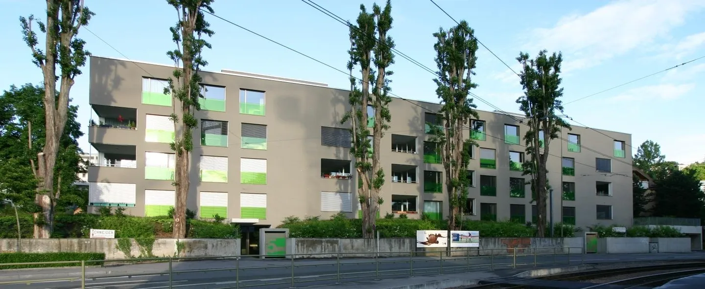 Modernes Apartment in Binningen - Foto 1 von 7