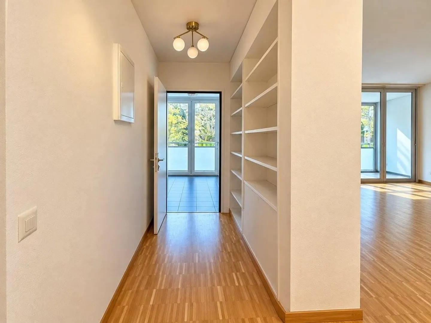 Magnificent 3-room apartment in the Champel district - Photo 2 of 7