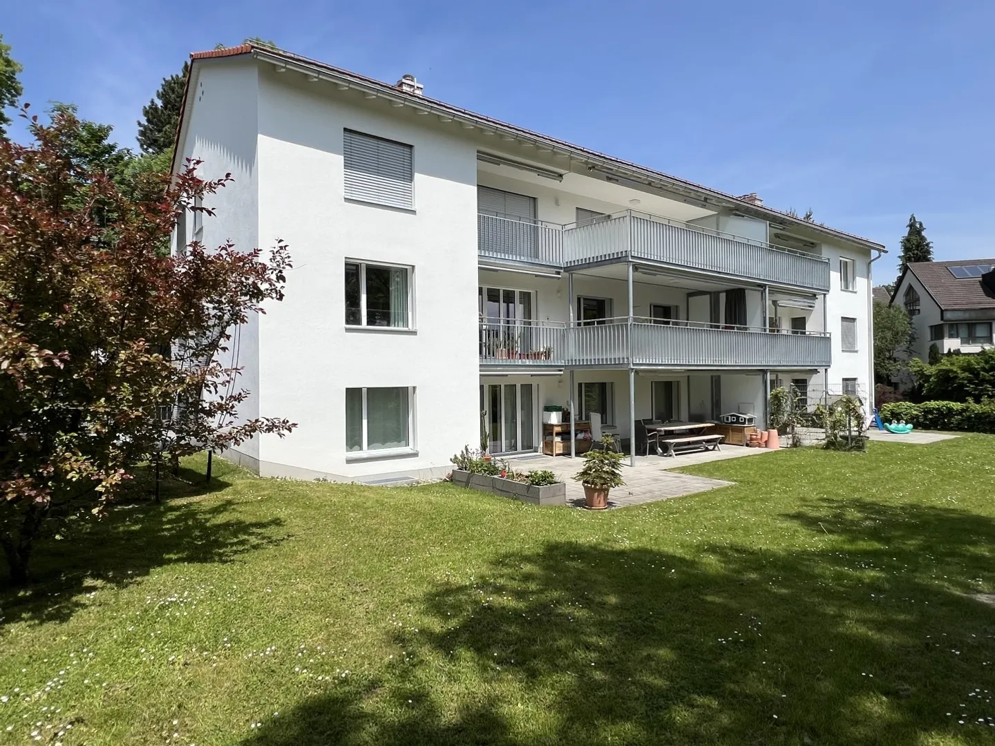 Multi-family house on spacious property - Photo 1 of 10