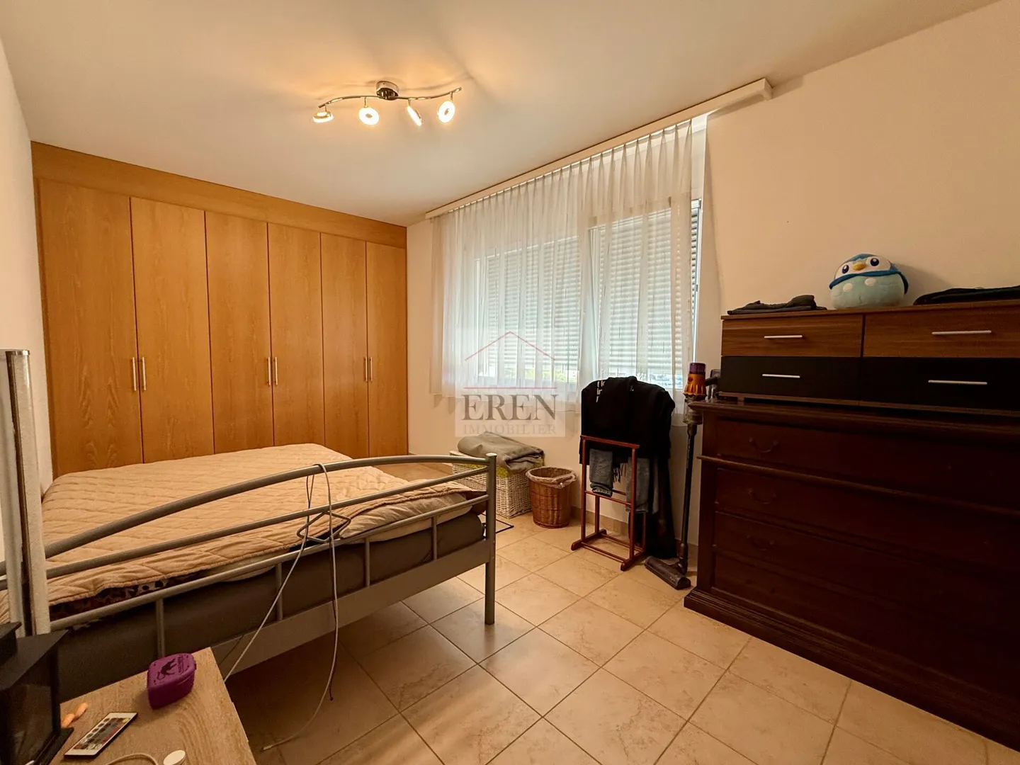 Appartement Charmant avec Terrasse - Photo 6 sur 13