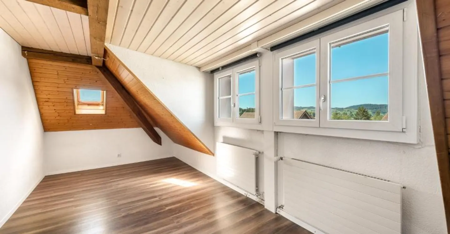 Spannendes Einfamlienhaus zur vielseitigen Nutzung geeignet - Photo 11 of 12