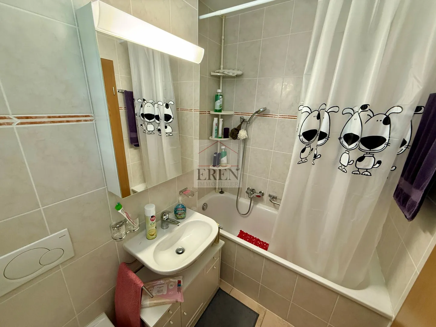 Appartement Charmant avec Terrasse - Photo 7 sur 13