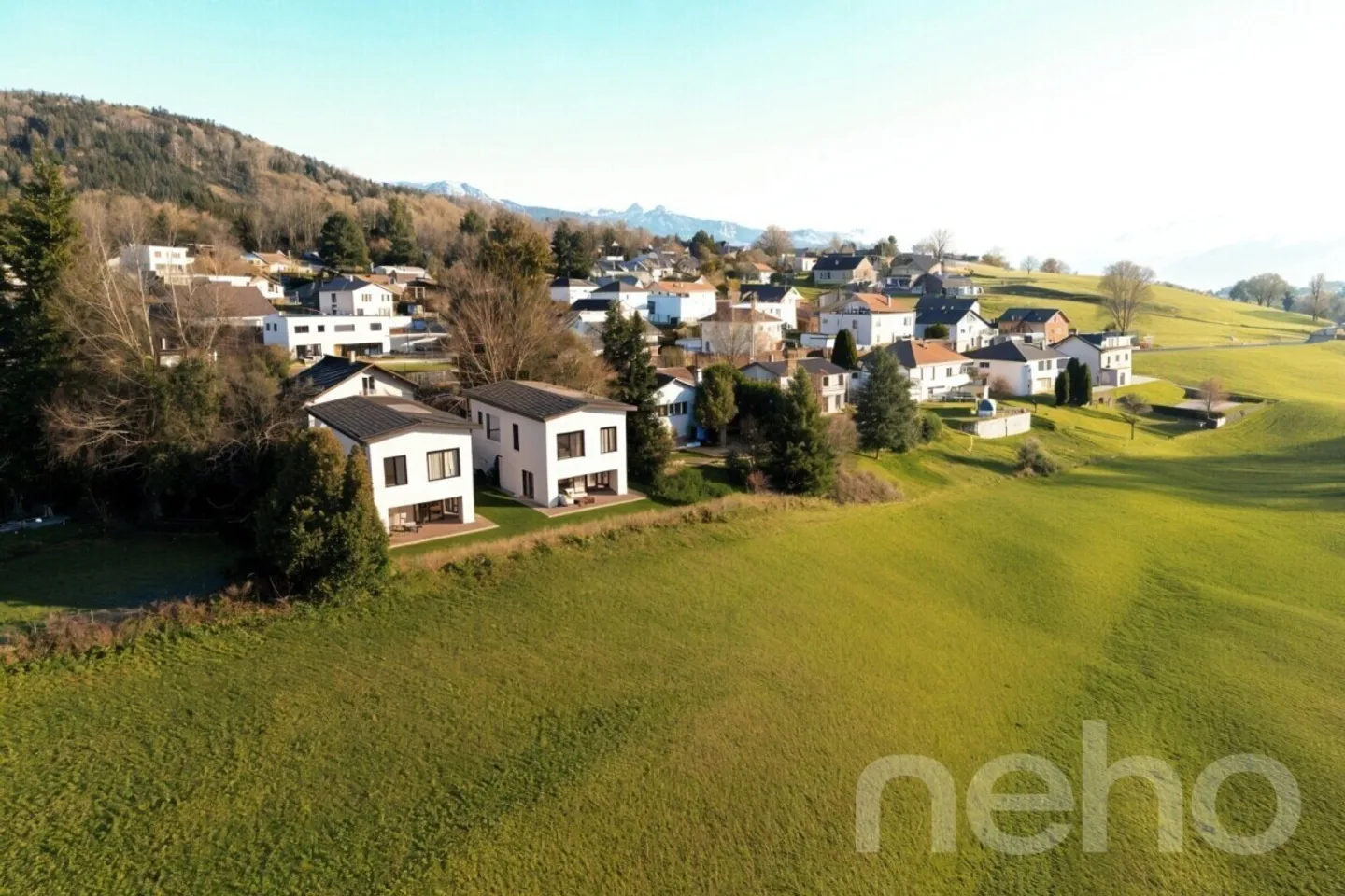VILLA INDIVIDUALE NUOVA: LUMINOSITÀ, BELLA VISTA E STANDING AD ATTALENS - Foto 4 di 9