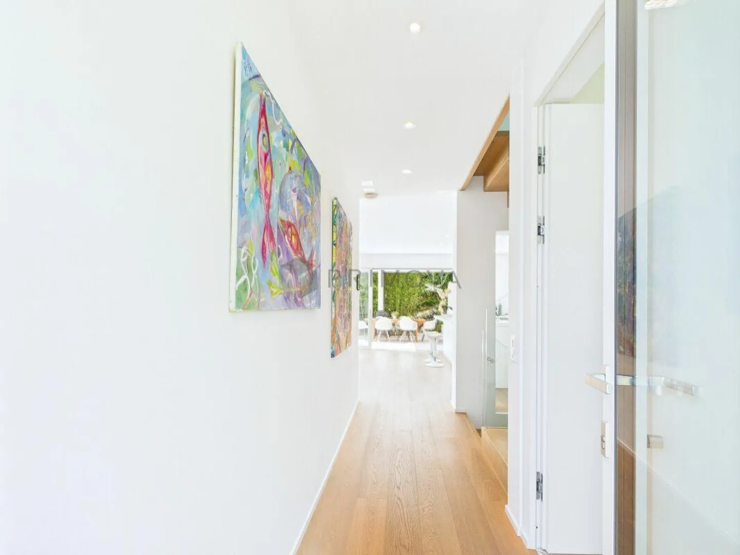 Casa d'architetto elegante con eleganza senza tempo - Foto 14 di 16