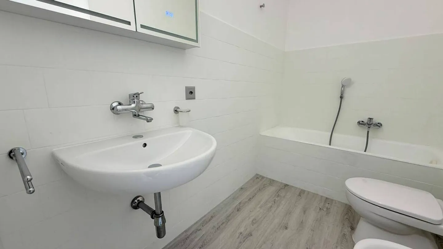 Moderno appartamento 1.5 locali a Balerna, vicino a tutti i servizi - Foto 2 di 6