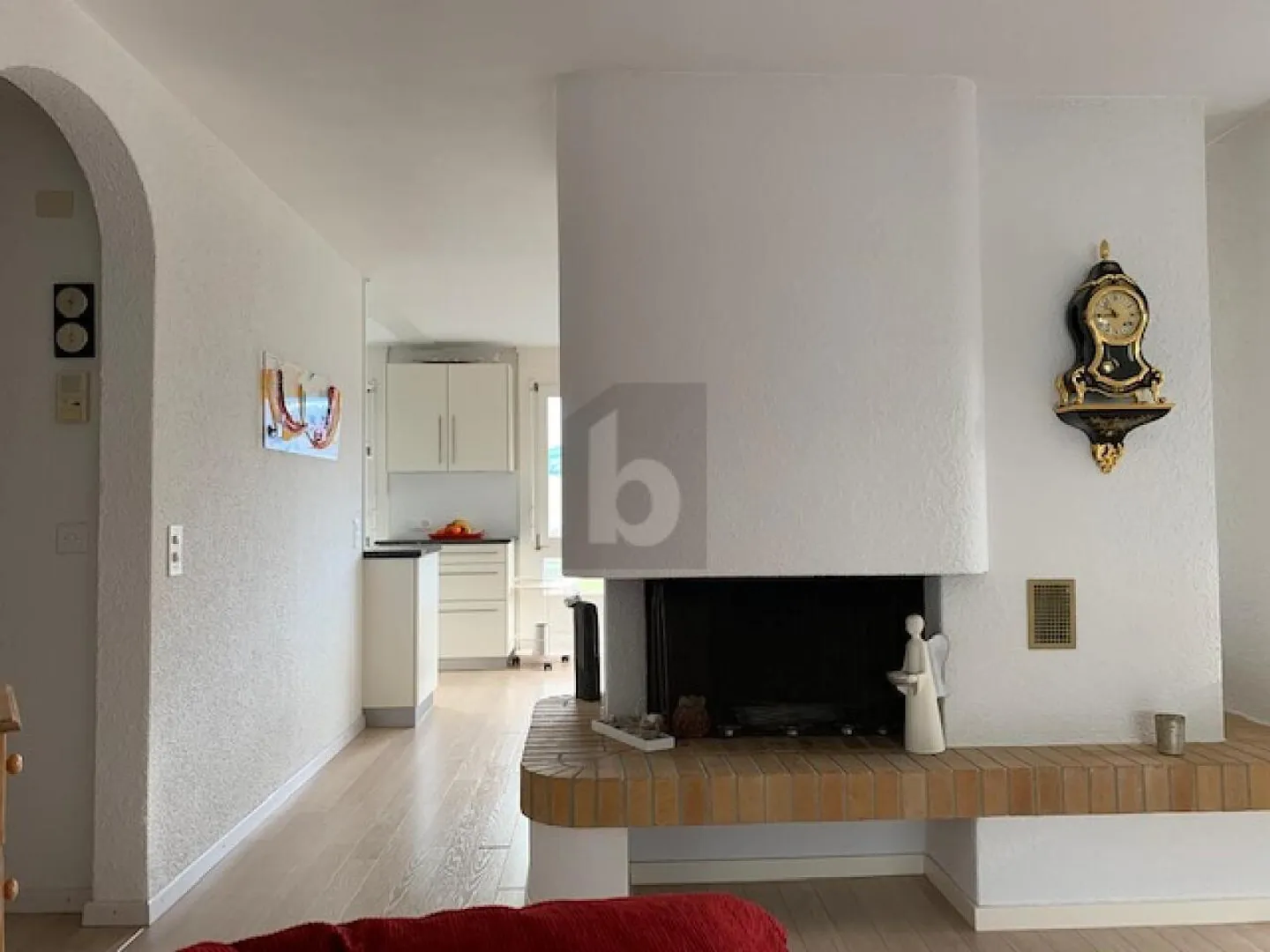 WITH FIREPLACE AND SWIMMING POOL - Photo 4 of 5