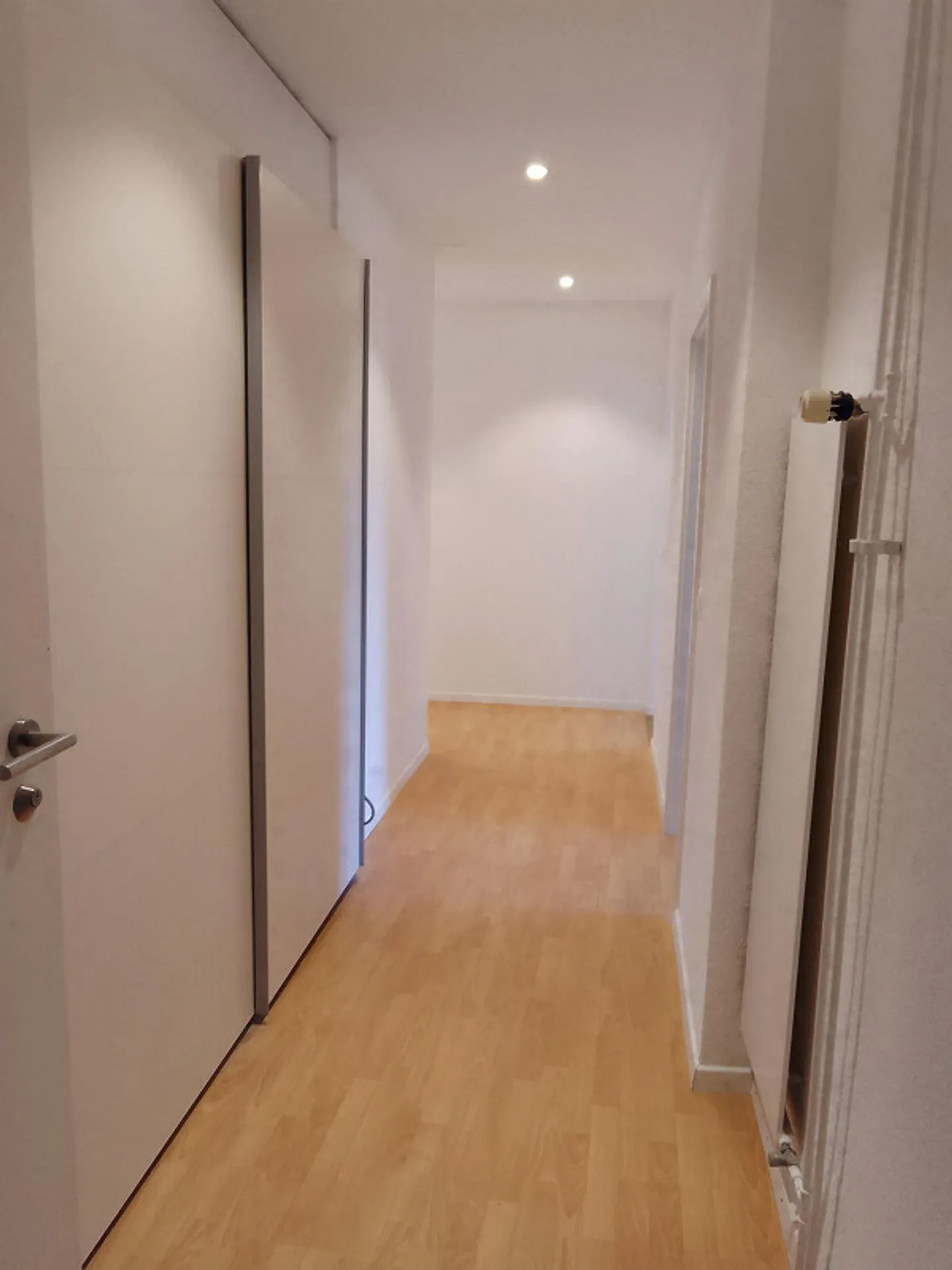 Ampio appartamento di 4,5 locali in affitto a Cham. - Foto 6 di 13