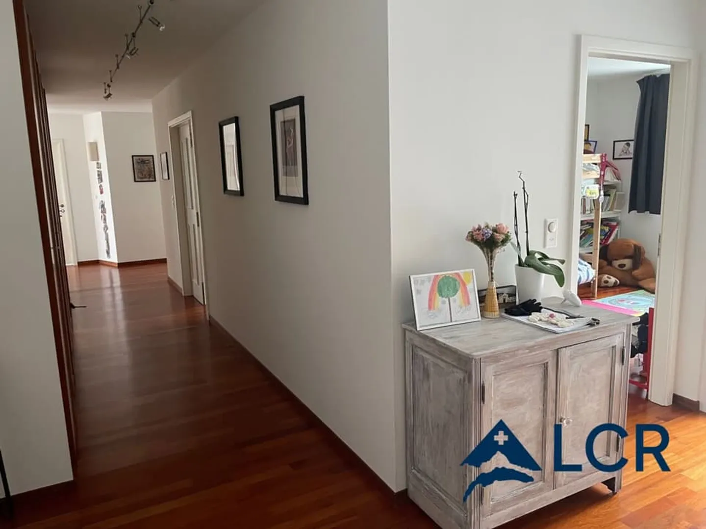 Beautiful apartment for short term rental in Lausanne / furnished / 3 bedrooms / 2 bathrooms / 1 terrace - Photo 8 of 11