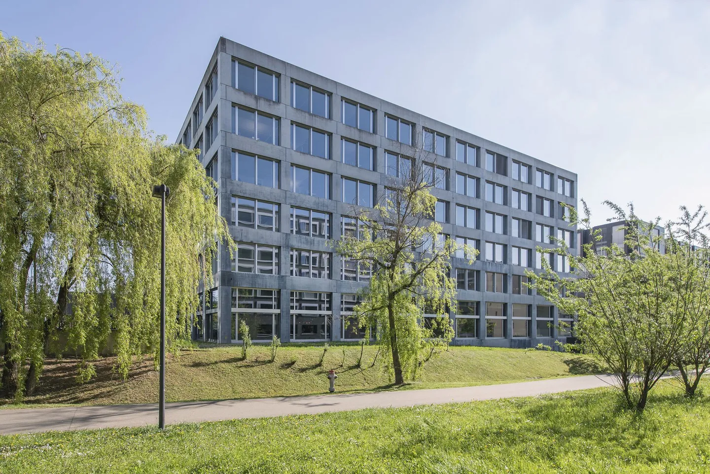 Attractive Plug & Play Office Spaces in Glattpark - Ready for Immediate Occupancy - Photo 2 of 8