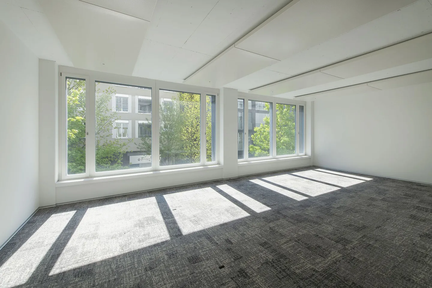 Attractive Plug & Play Office Spaces in Glattpark - Ready for Immediate Occupancy - Photo 5 of 8