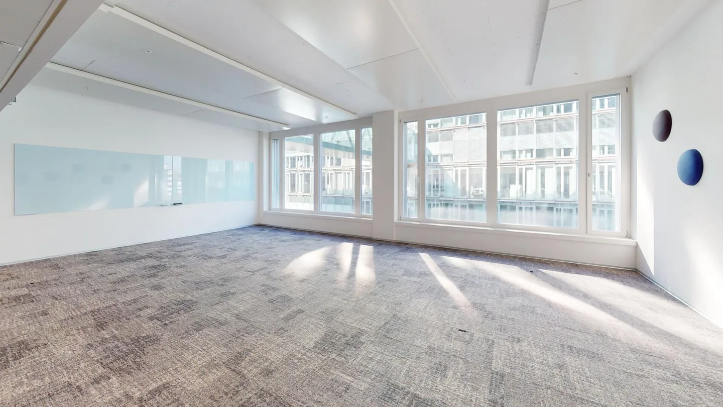 Attractive Plug & Play Office Spaces in Glattpark - Ready for Immediate Occupancy - Photo 7 of 8