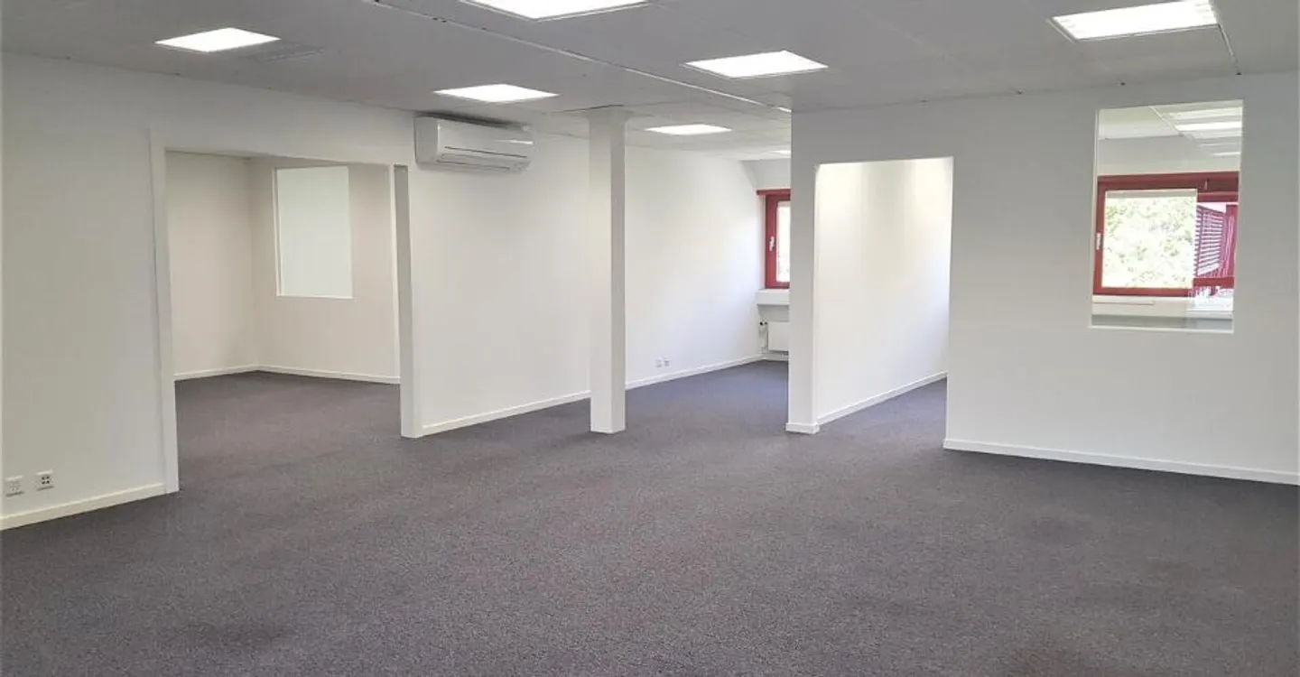 Office 138m² + storage 8m² in excellent condition - Available immediately - Photo 5 of 6
