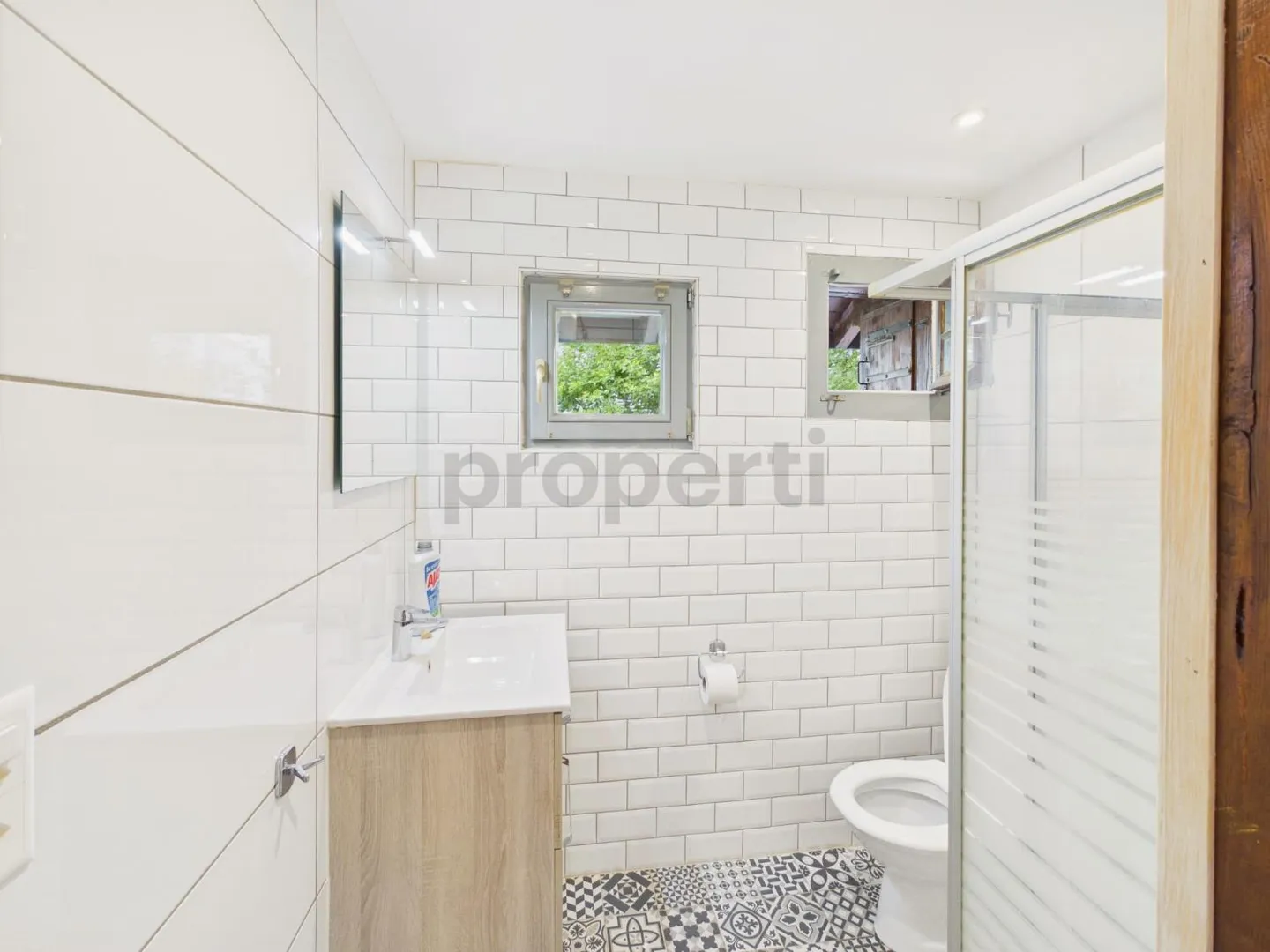 Authentic charm of wood, modern execution and terrace on the edge of green space - Photo 9 of 12