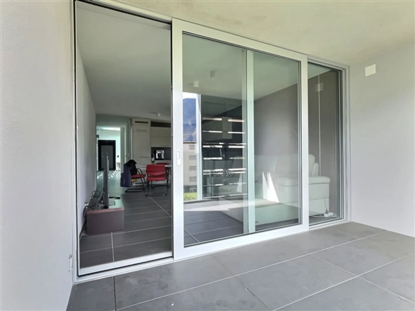 Maisonette moderne et atypique - 4,5 pièces - Photo 9 sur 13