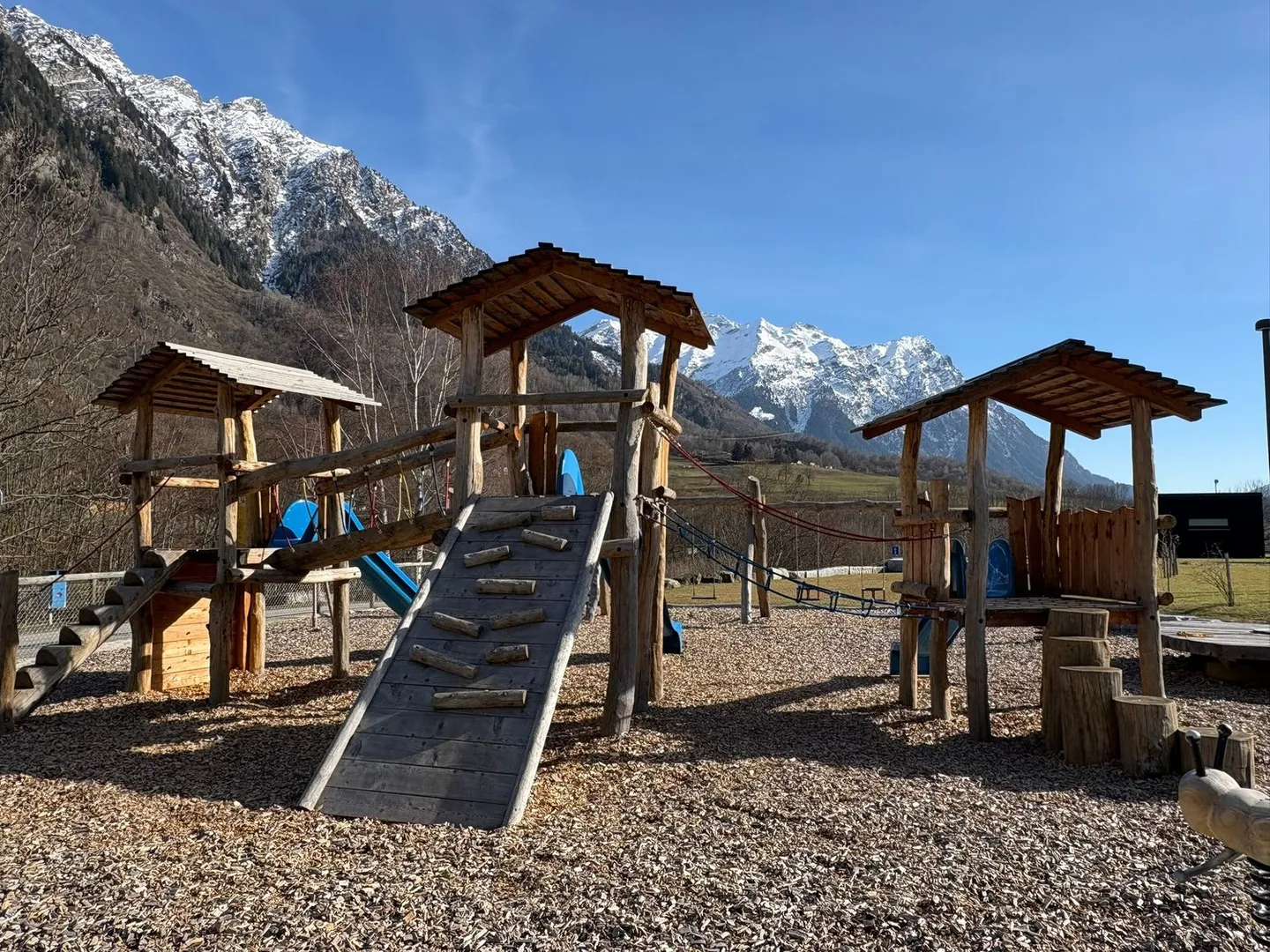 Propriété avec potentiel de revenu au centre d'Olivone - Photo 21 sur 25