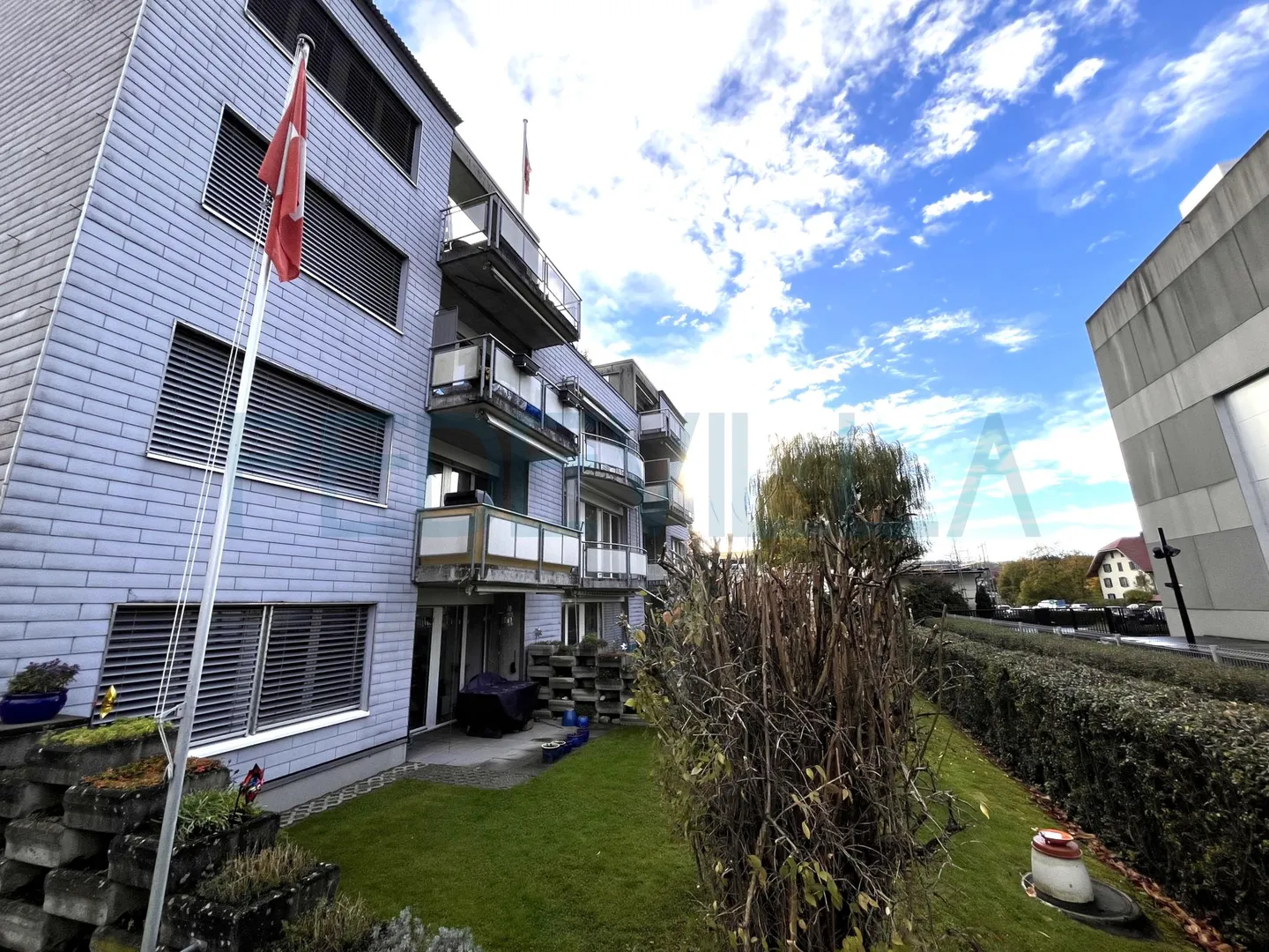 Charming 2.5-room apartment located on the 1st floor - Photo 11 of 12