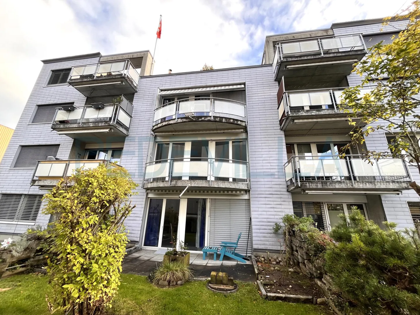 Charming 2.5-room apartment located on the 1st floor - Photo 12 of 12