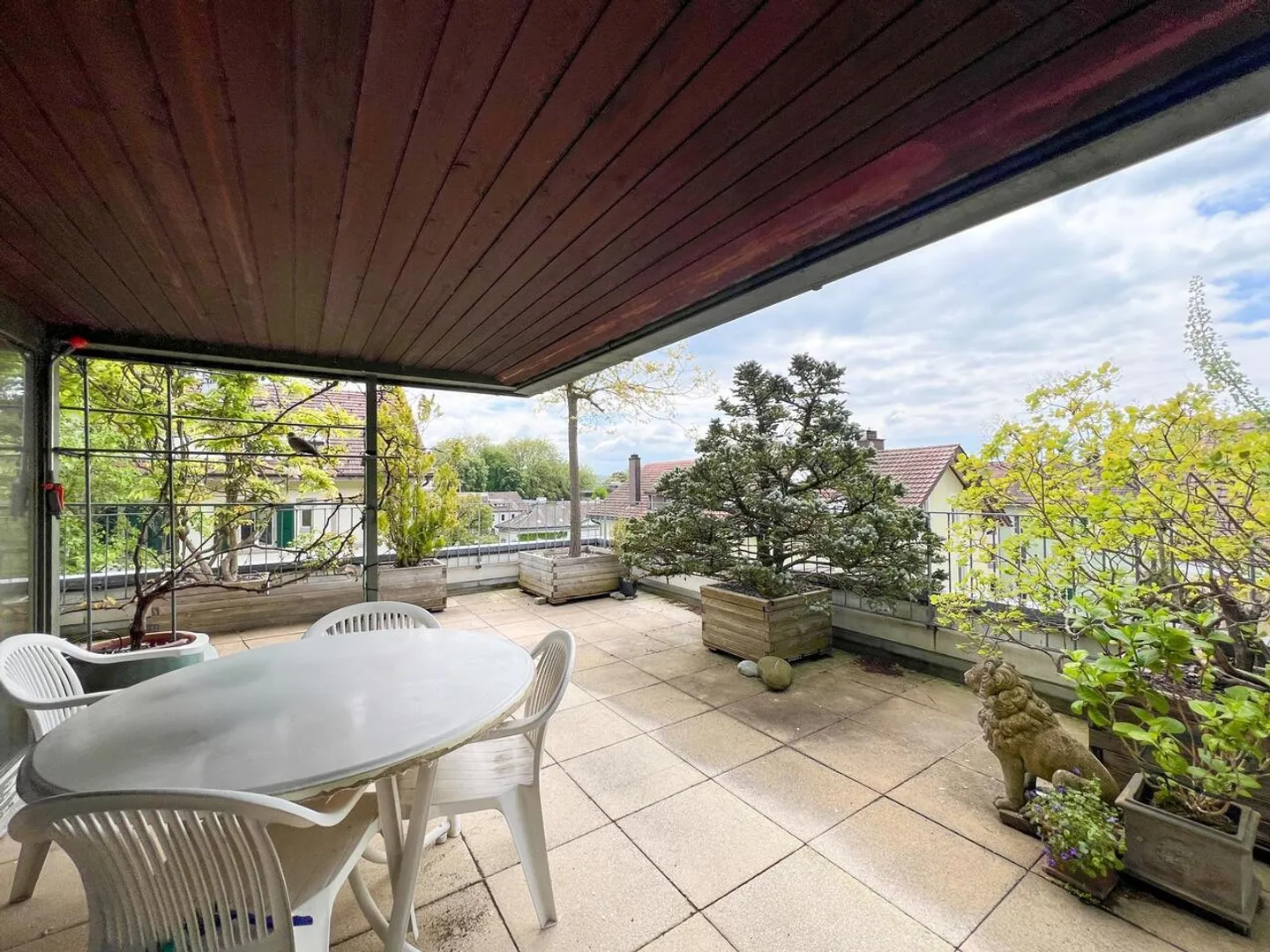 VERKAUF IN BESITZENE LEBENSRENTE – 5,5-Zimmer-Penthouse mit großer Terrasse - Foto 2 von 6