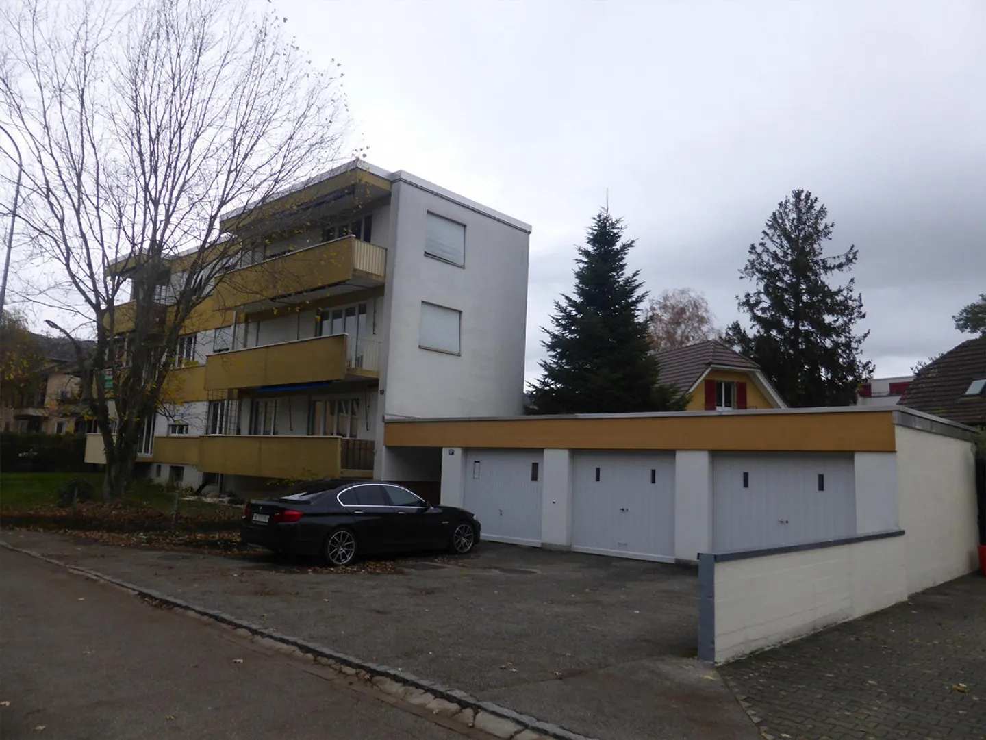 Garage à louer - Photo 3 sur 3