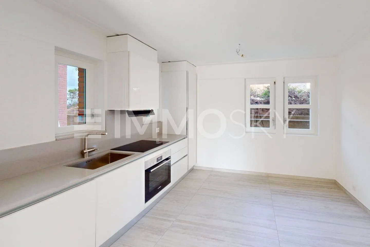 Sunny Duplex with Mountain View - Photo 1 of 5