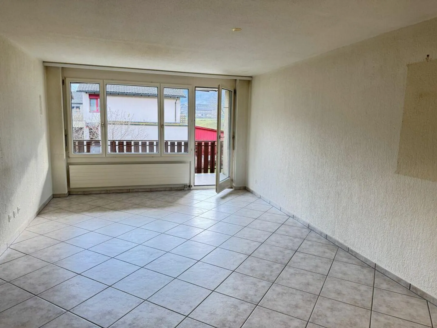 Appartement 3 1/2 pièces (également idéal comme appartement de vacances) - Photo 4 sur 14