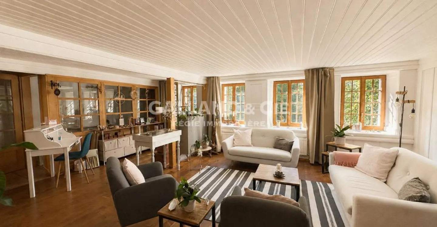 Authentic house with 2 apartments - 3 min from Oron-la-Ville - Photo 2 of 13