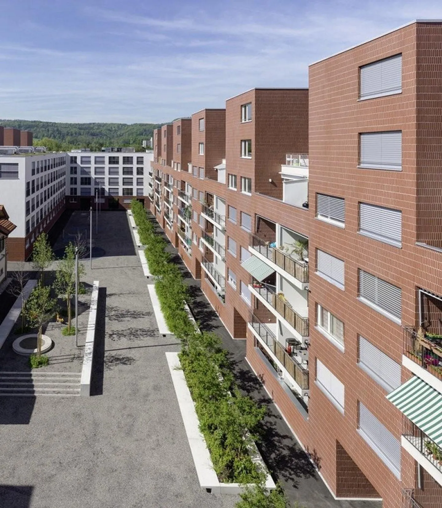 Central et calme : appartement de 2,5 pièces à Wallisellen - Photo 1 sur 6