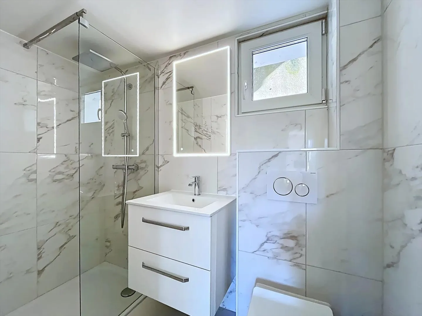 Chalet full of charm? View, nature, and comfort! - Photo 10 of 13