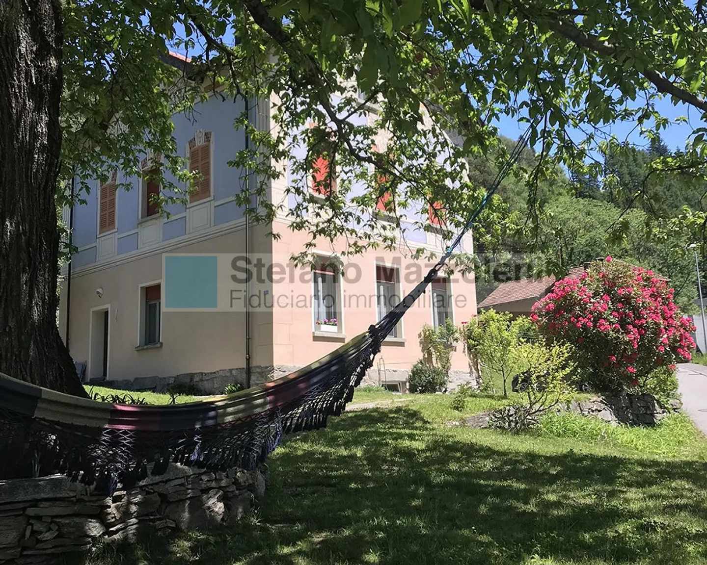 FAIDO - House with 3 apartments - great location - Photo 2 of 20