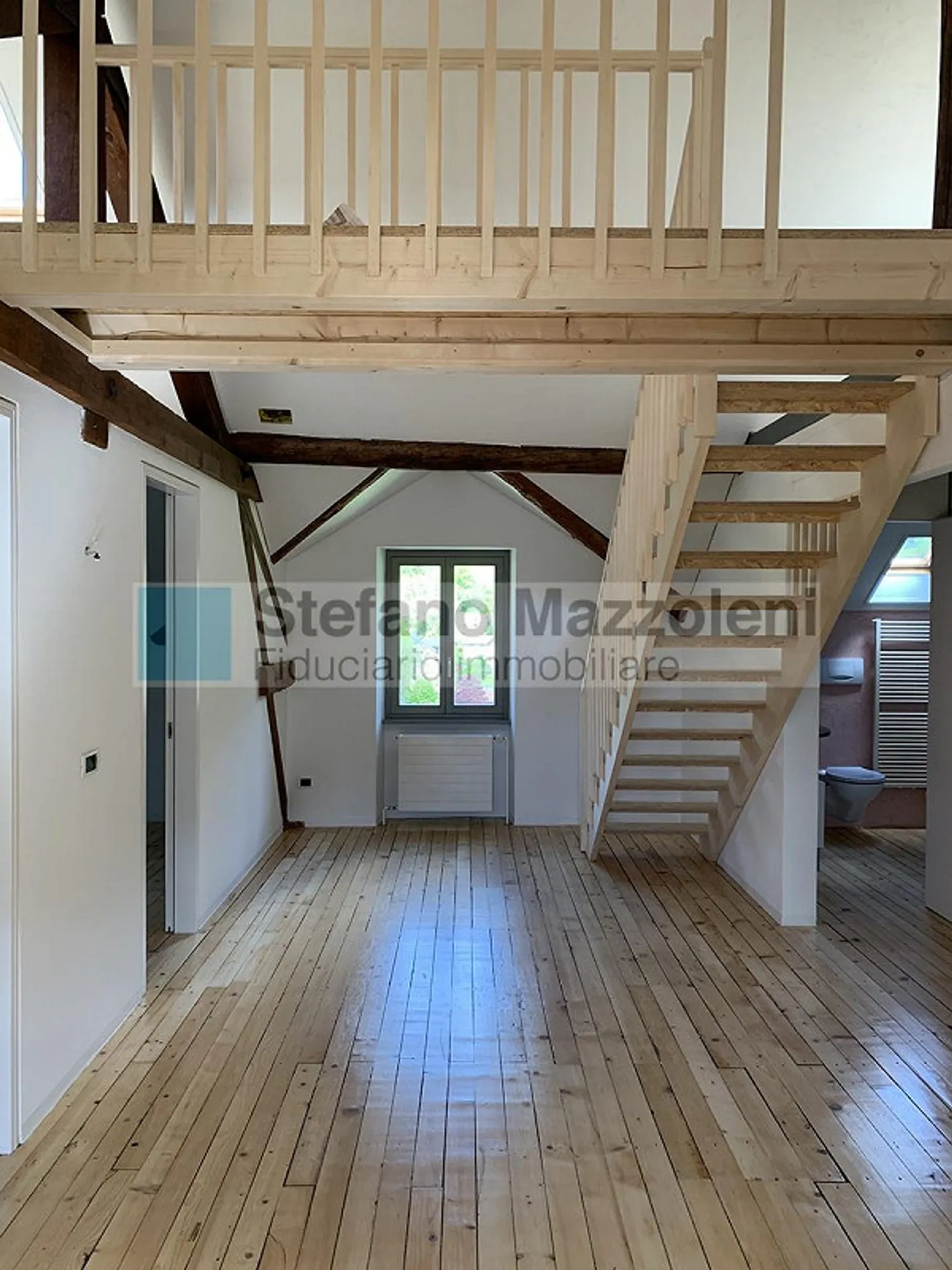 FAIDO - House with 3 apartments - great location - Photo 12 of 20