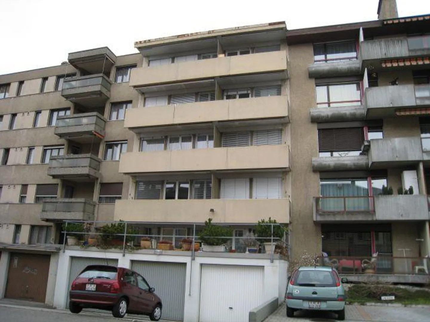 Top rénové avec balcon - Photo 1 sur 2