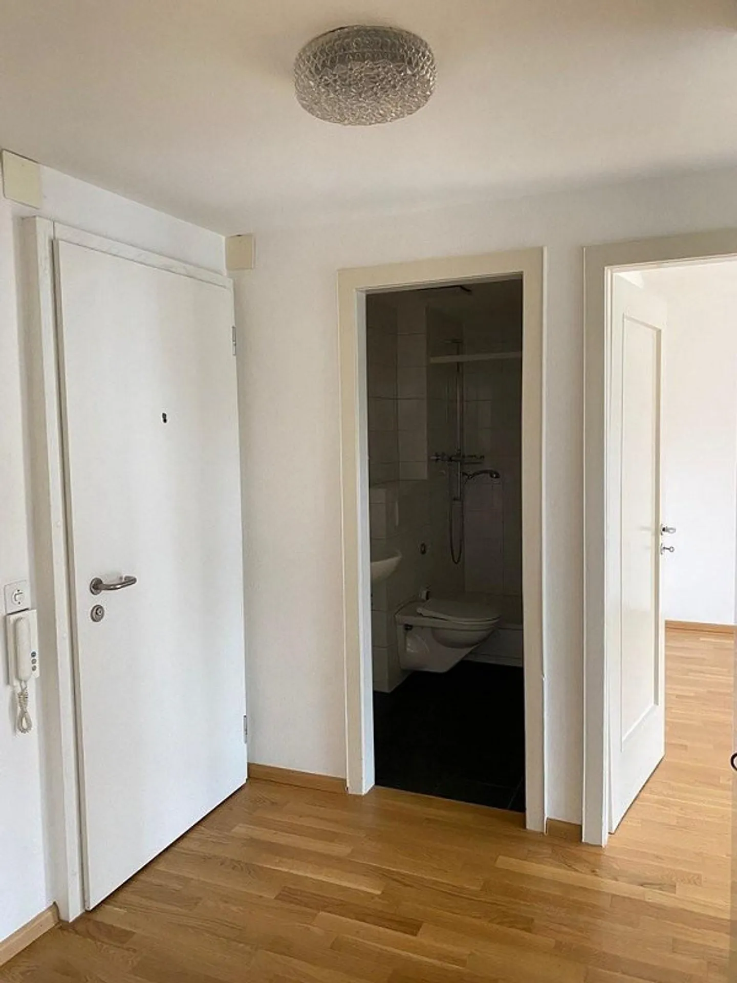 Appartement central en ville dans un emplacement privilégié - Photo 2 sur 7