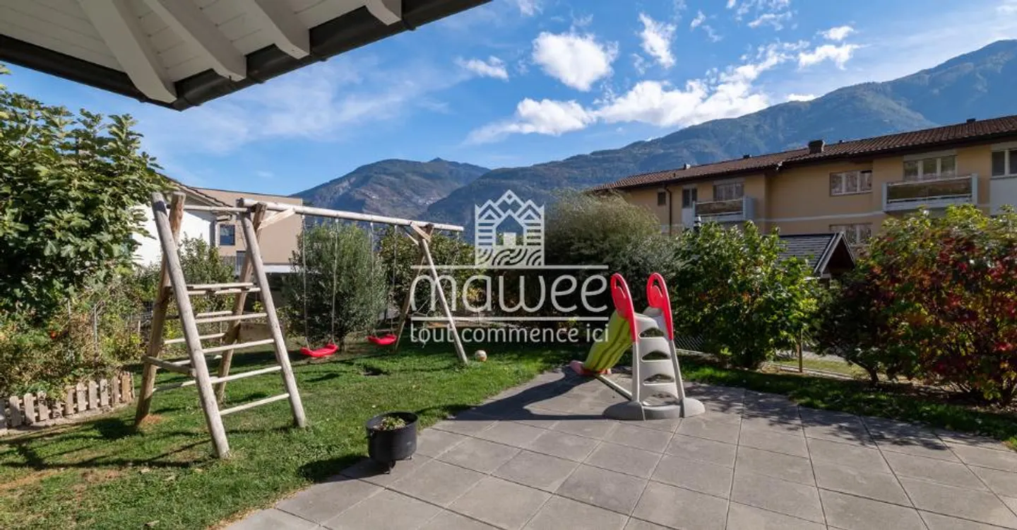 Spacious individual villa of 237m2 with garden in Saillon - Photo 11 of 12