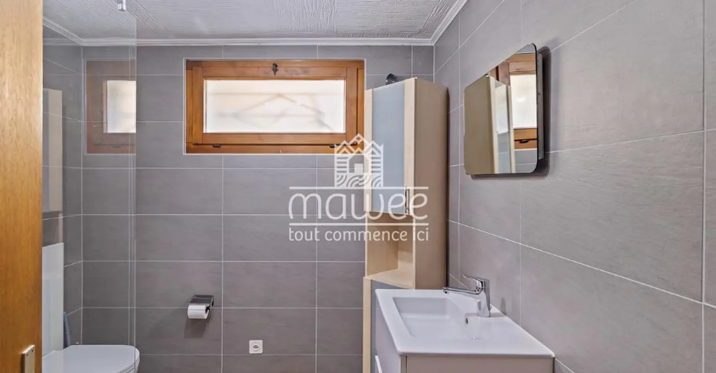 Spacious individual villa of 237m2 with garden in Saillon - Photo 7 of 12