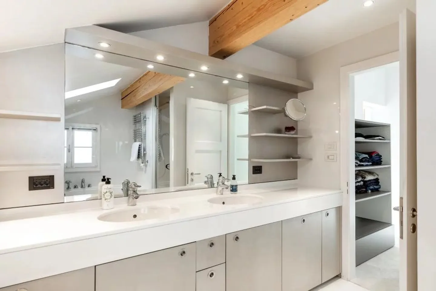 House 10 rooms - Photo 11 of 13