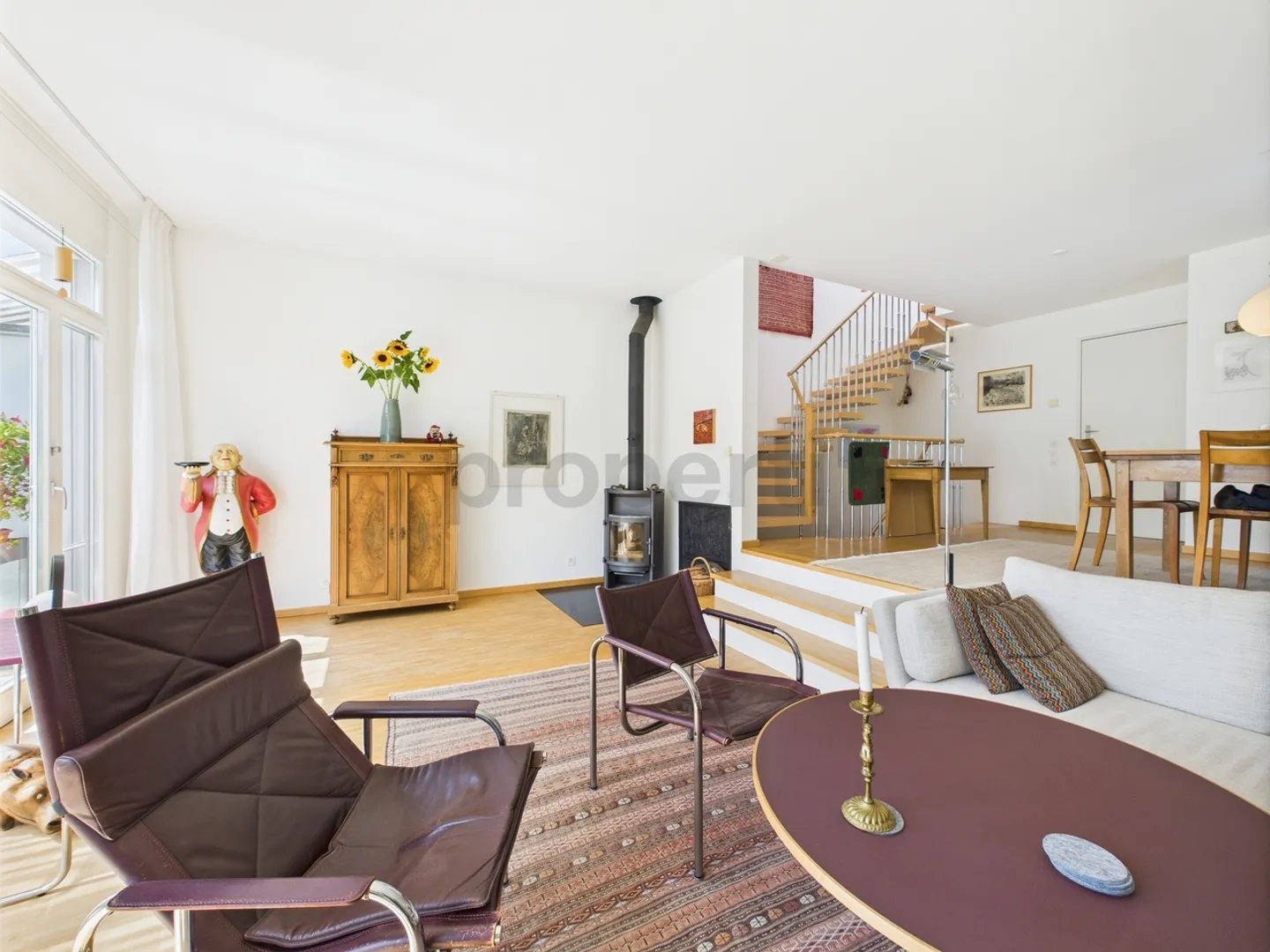 Incantevole casa angolare di 4,5 stanze con bel giardino - Foto 4 di 13