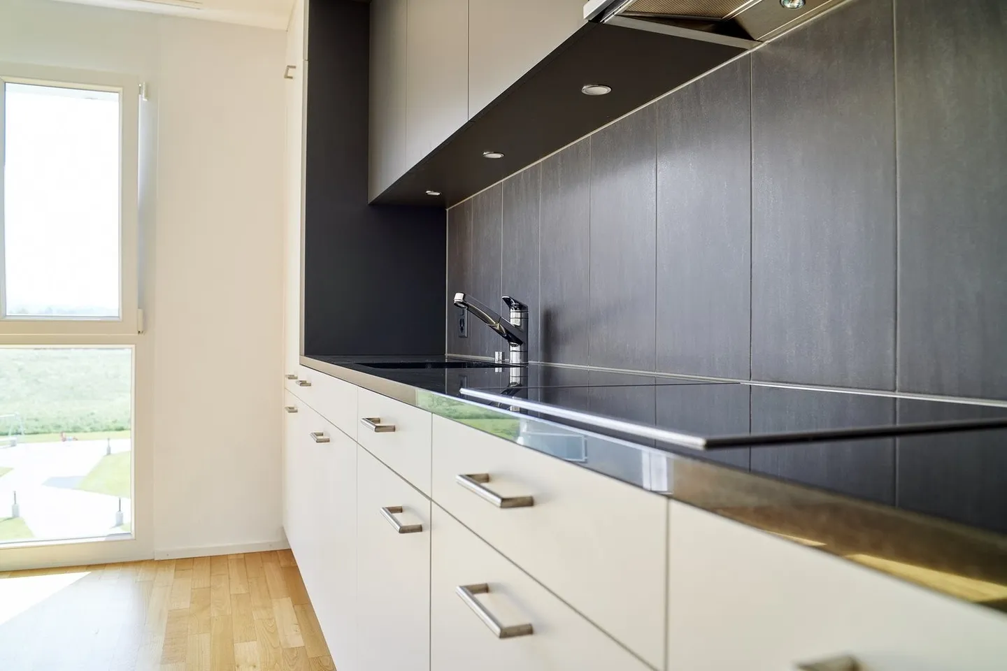 2.5 Room Apartment - Photo 2 of 5