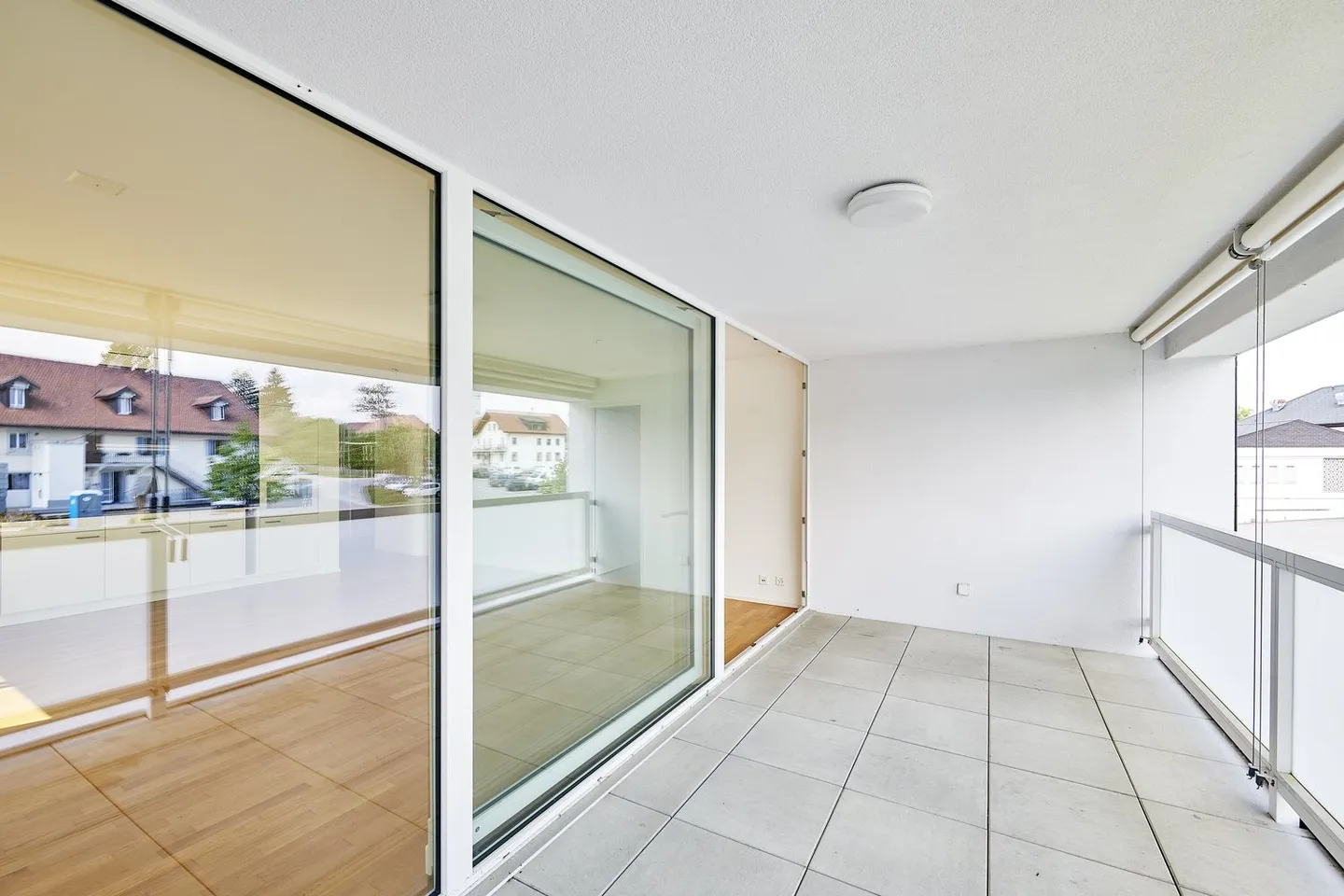 2.5 Room Apartment - Photo 3 of 5