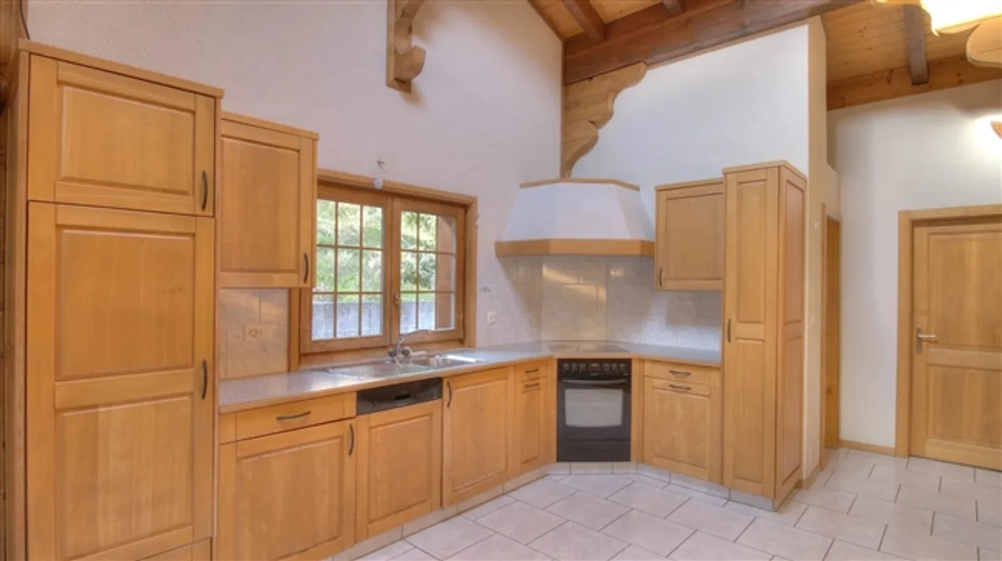 «Chalet mit 2 Wohnungen, ideal für Investoren» - Foto 10 von 16