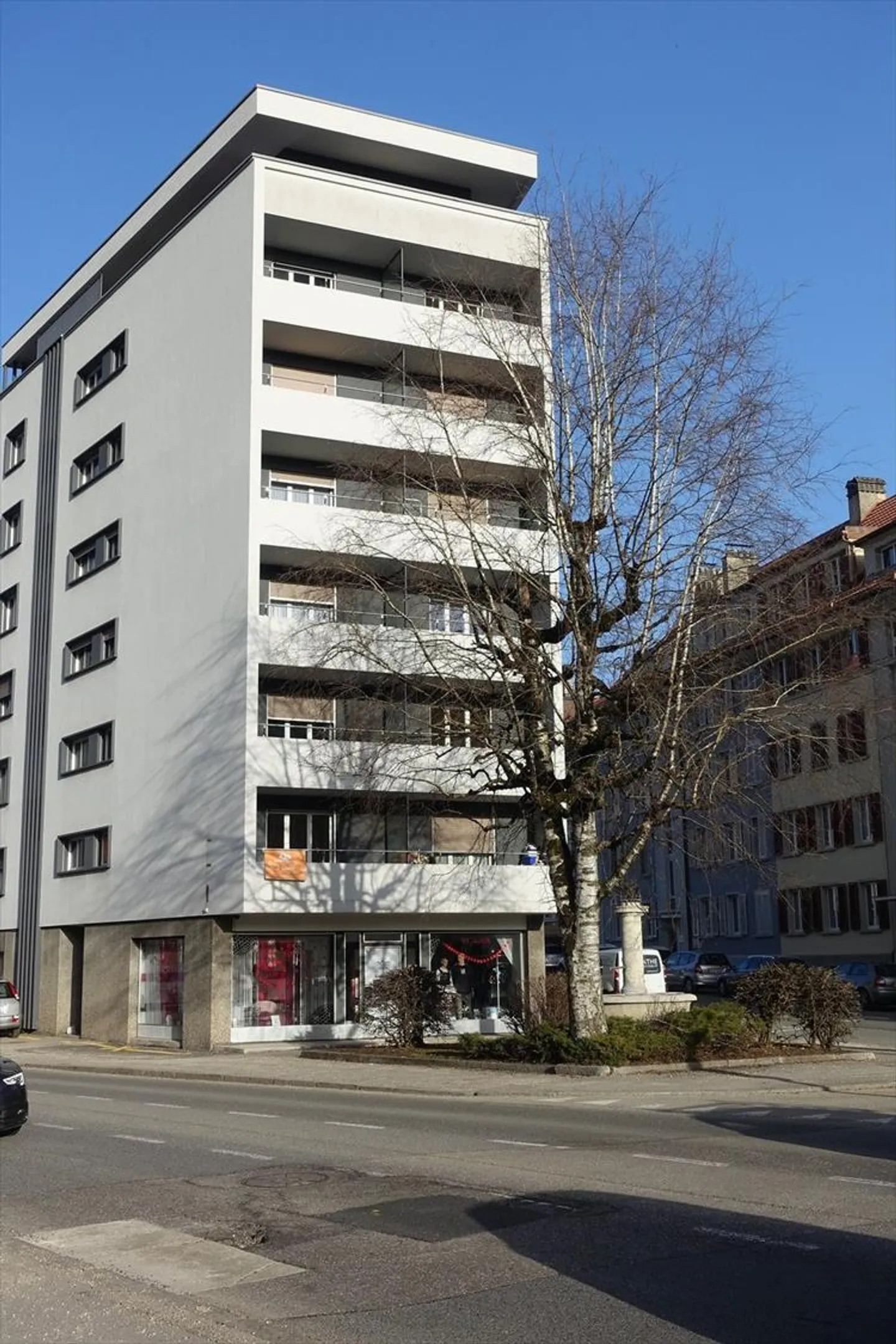 1.5 Room Apartment with Balcony and Elevator - Photo 7 of 7