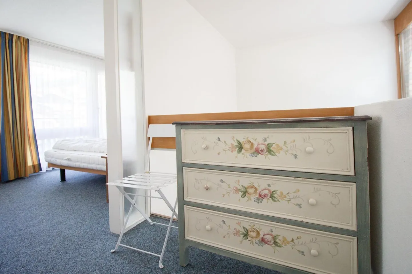 Charming Duplex Apartment - Photo 9 of 14