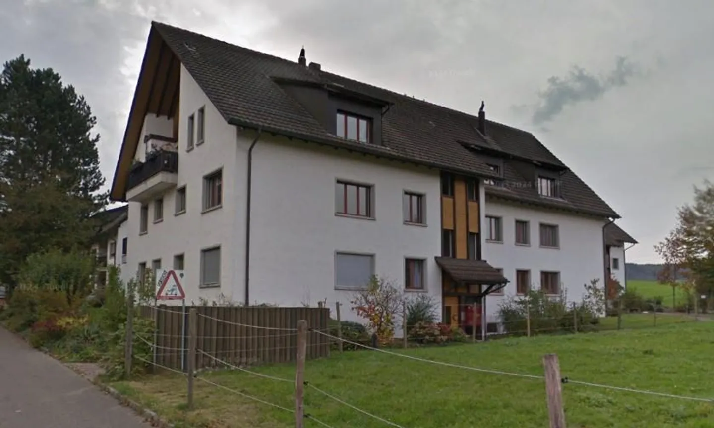 We are renting a parking space immediately or by arrangement - Photo 1 of 1