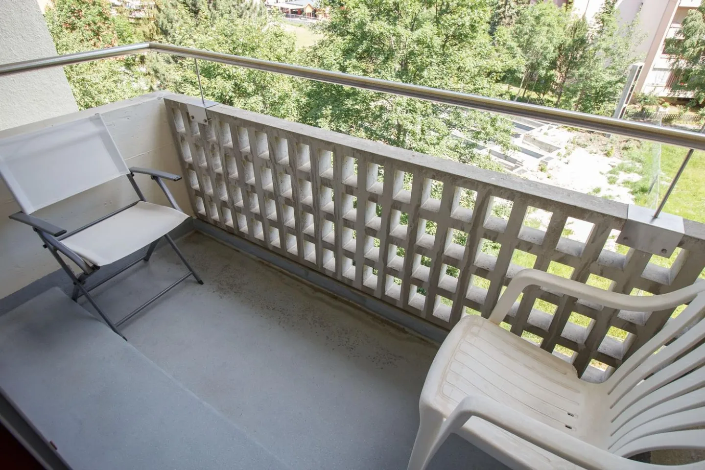 Charming Duplex Apartment - Photo 13 of 14