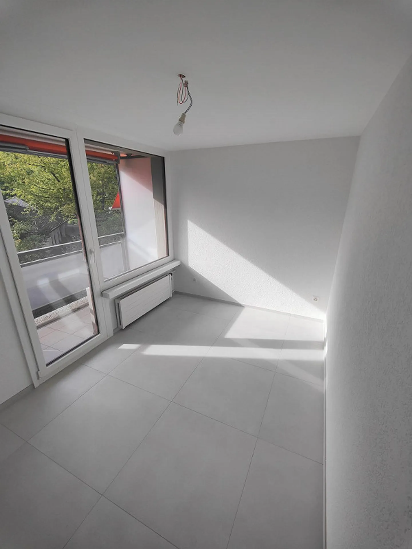 Stylish Living in the Popular Lacuna Quarter - Photo 11 of 22