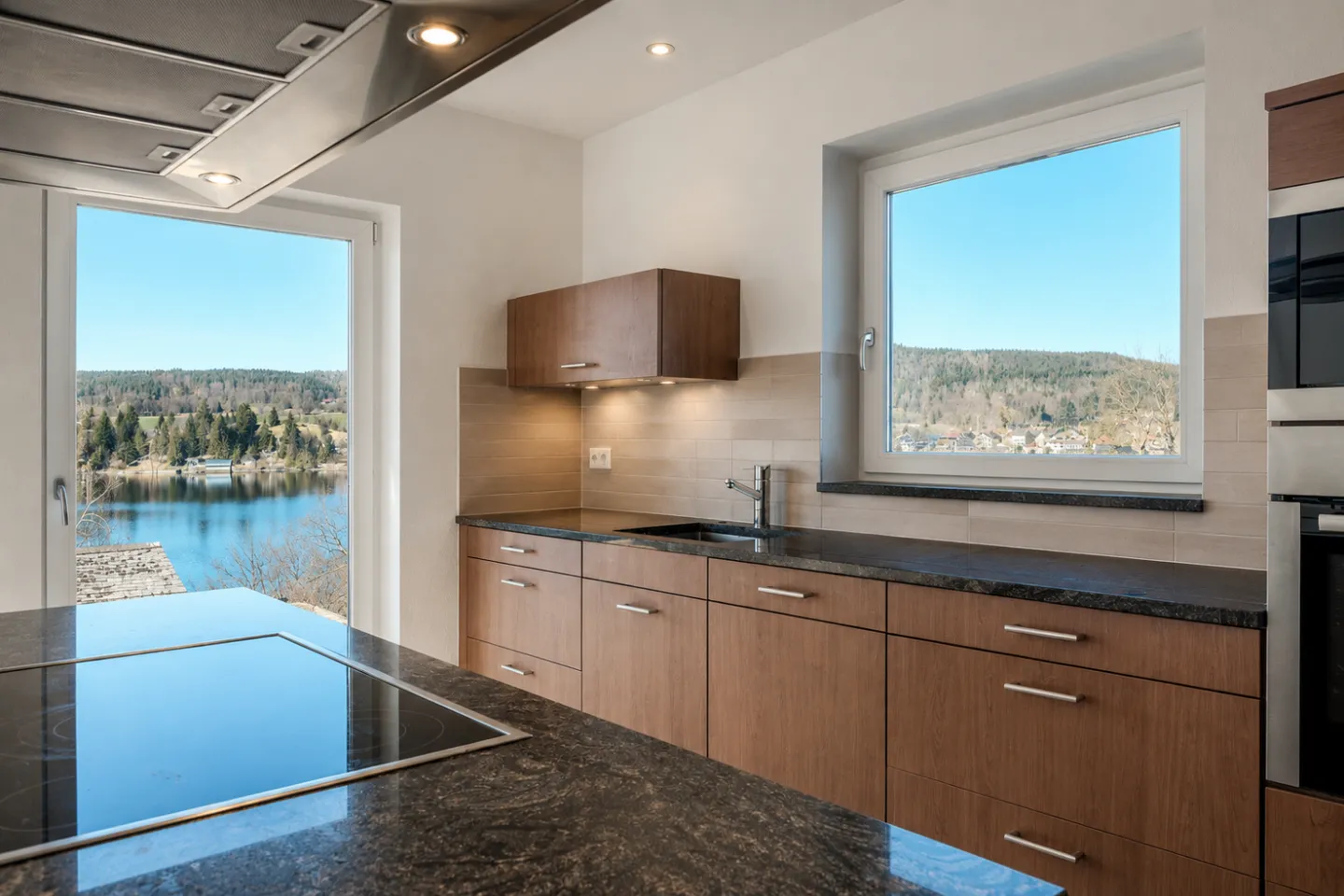 Zeitgenössische Villa mit 5,5 Zimmern, Blick auf den Jouxsee - Le Pont - Foto 9 von 10