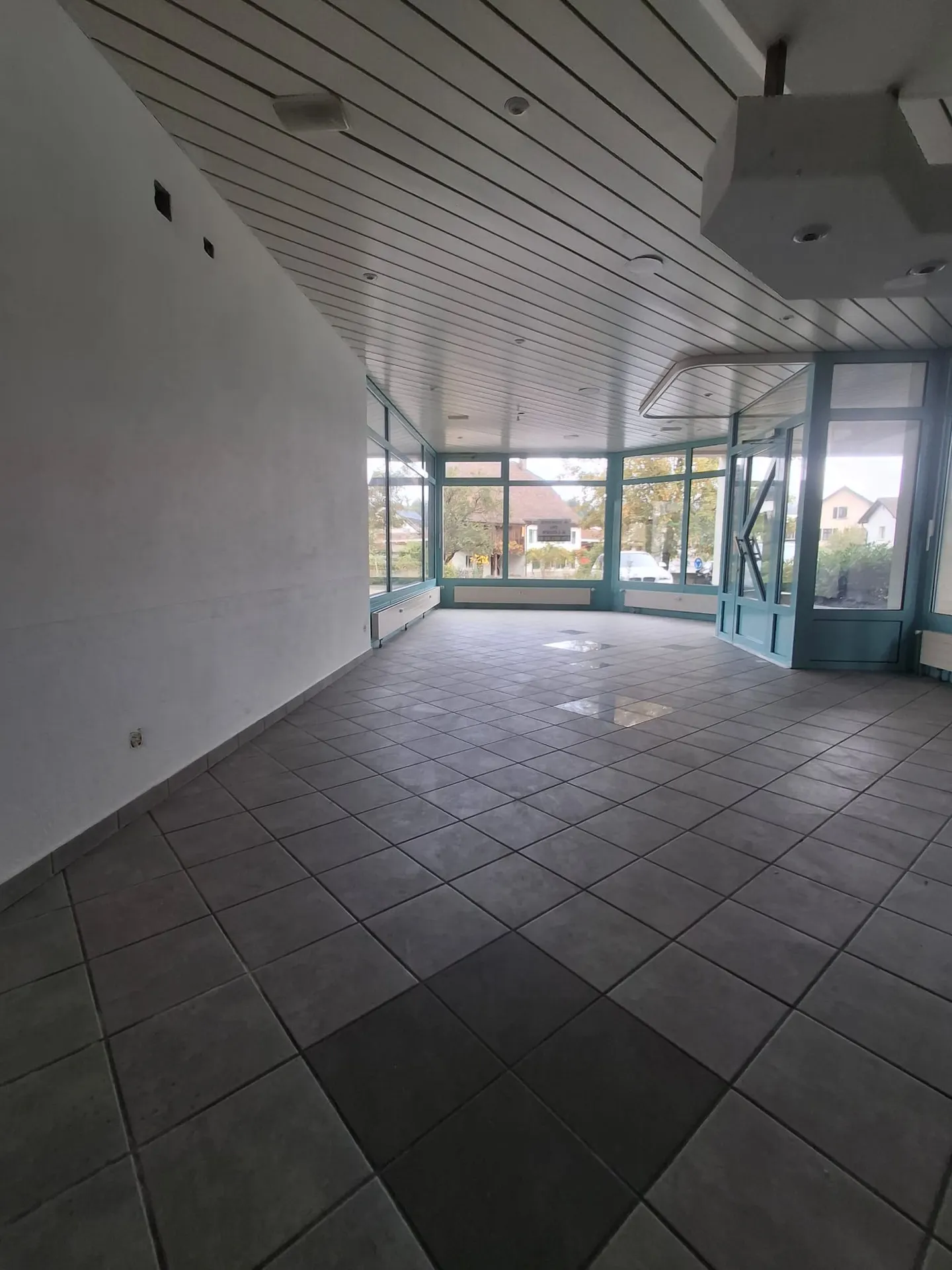 Commercial Space in Haute-Sorne - Photo 3 of 9