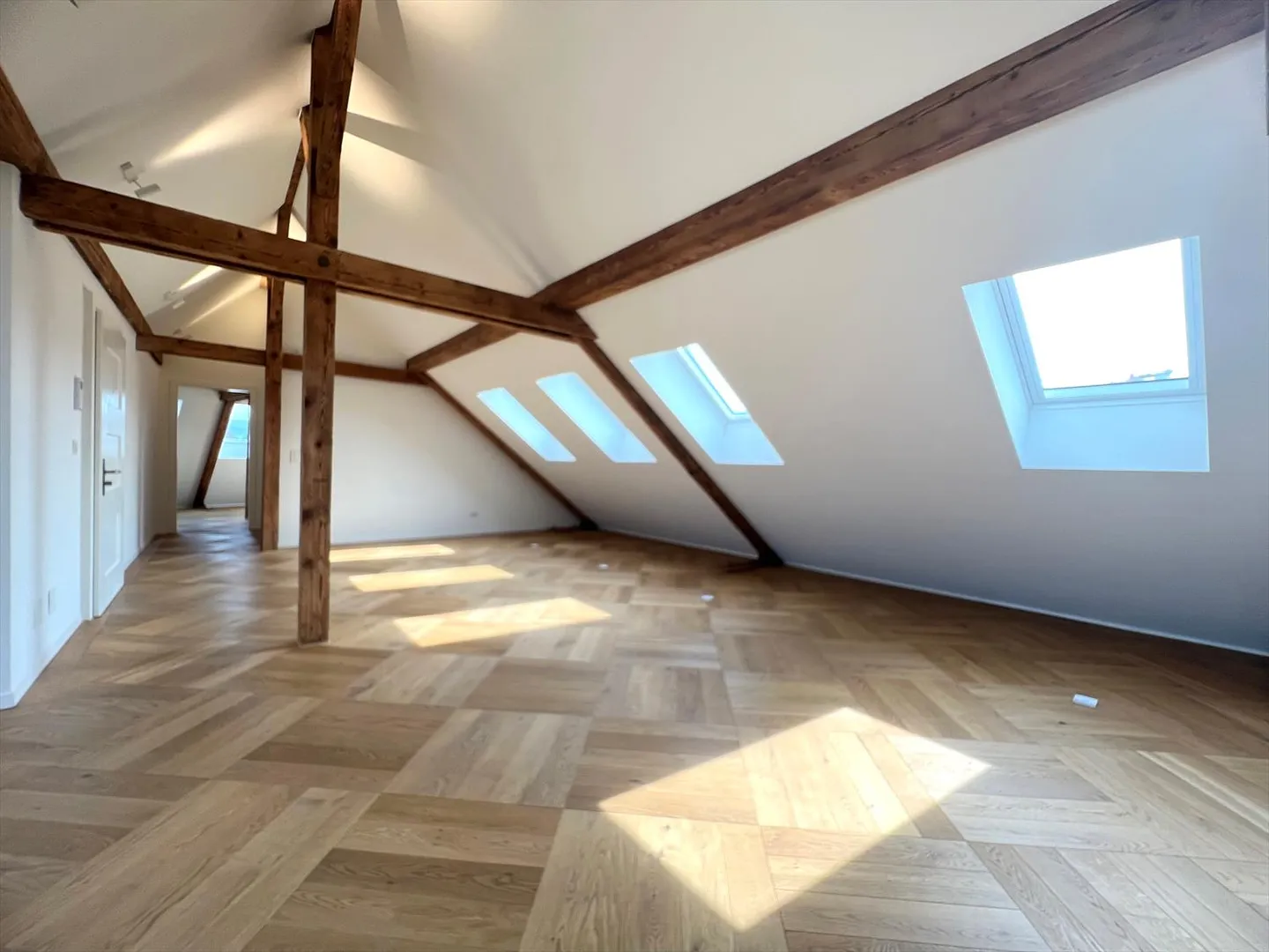 Oasi di benessere di alta qualità in una posizione residenziale di prima classe! - Foto 5 di 13