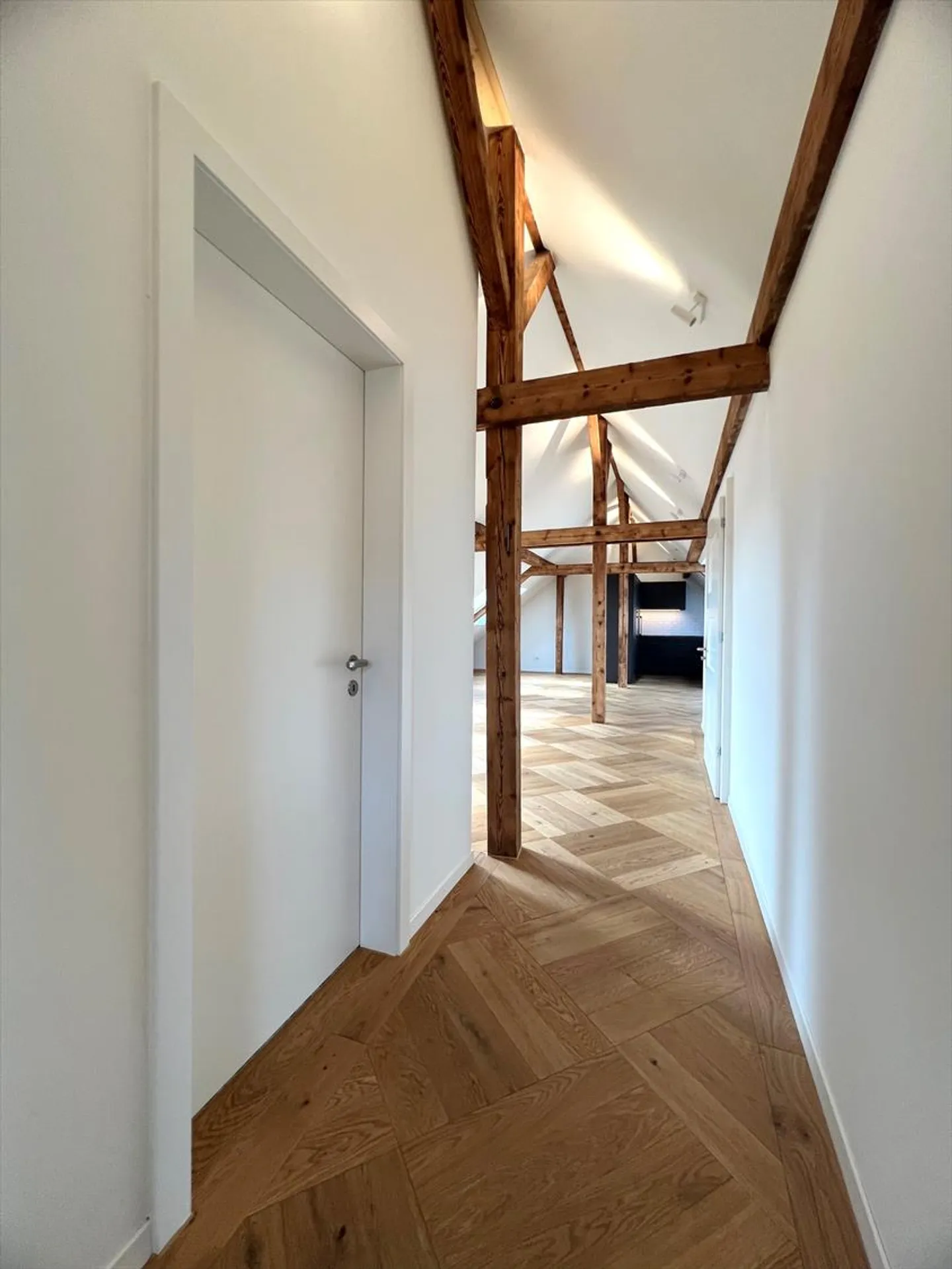Oasi di benessere di alta qualità in una posizione residenziale di prima classe! - Foto 7 di 13